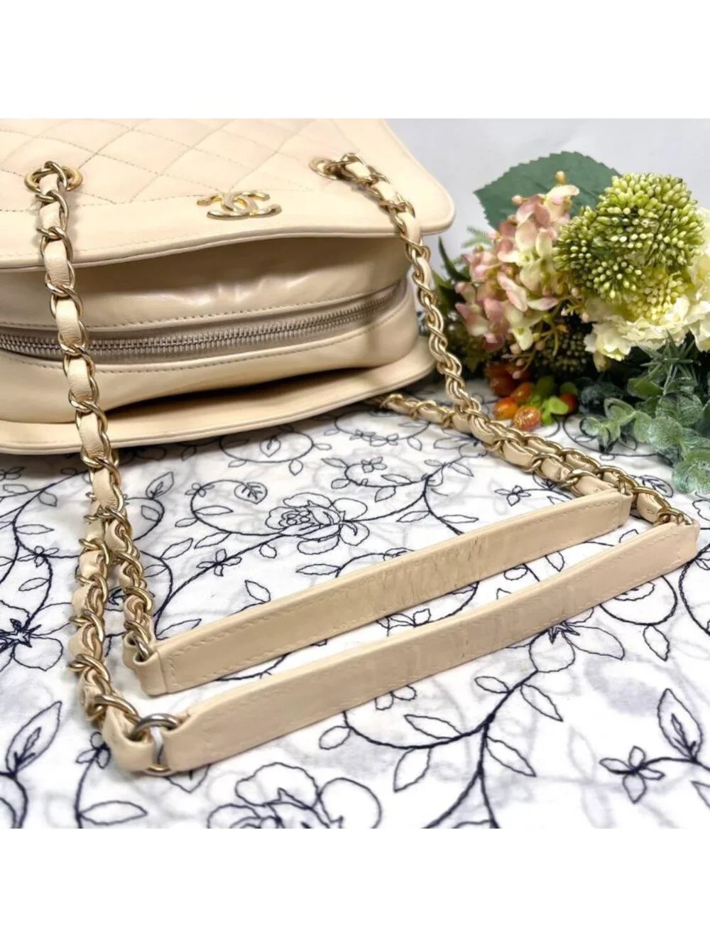 Chanel Quilted Chain Shoulder Bag